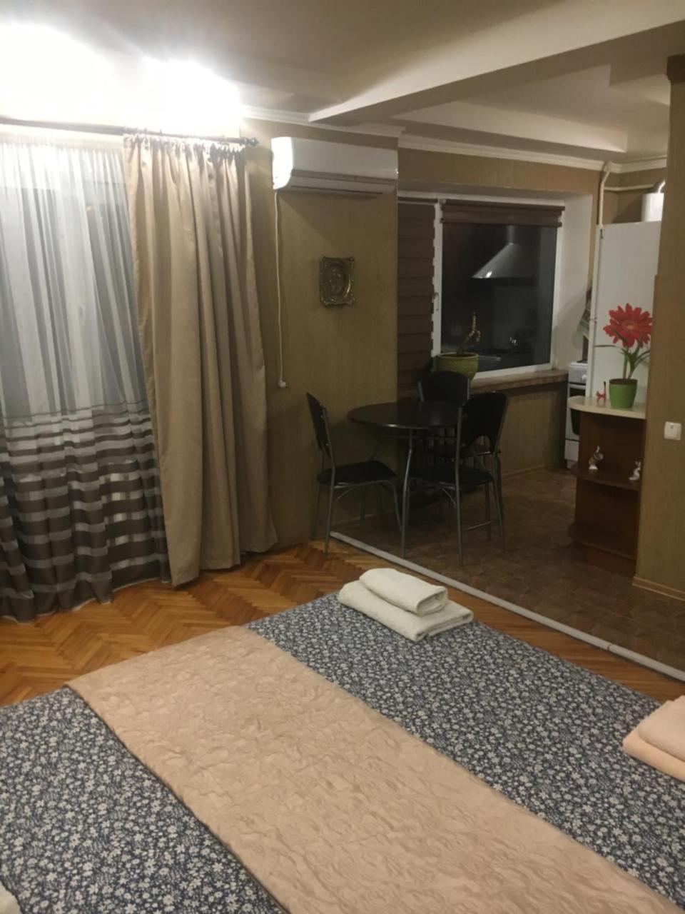 Ferienwohnung Kvartira Na Krakivskiy 12 , 52 Kiew Exterior foto